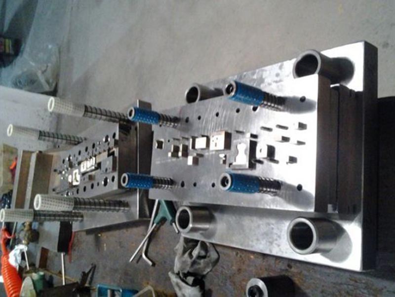 剑河模具制造-12